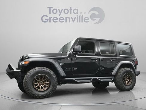 Used 2024 Jeep Wrangler Unlimited Sport AWD/4WD image 4