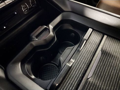 Used 2019 RAM 2500 Limited image 15