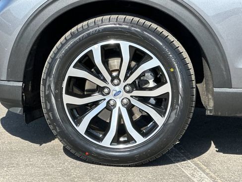 Certified 2025 Ford Explorer ST-Line AWD/4WD image 26