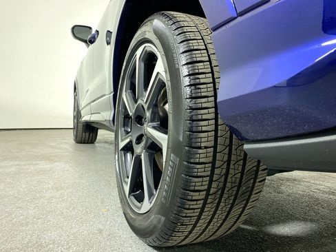 Certified 2025 Audi Q3 2.0T Premium Plus w/ Premium Plus Package image 3