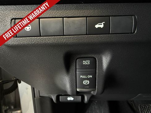 Certified 2025 Nissan Murano SV AWD/4WD image 34