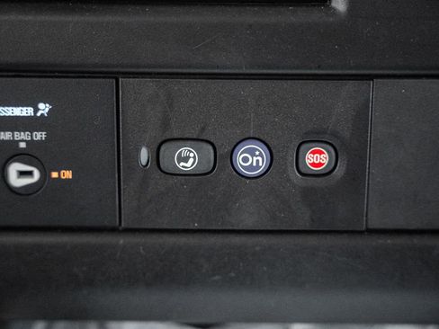 Used 2024 GMC Savana 2500 w/ Driver Convenience Package image 28