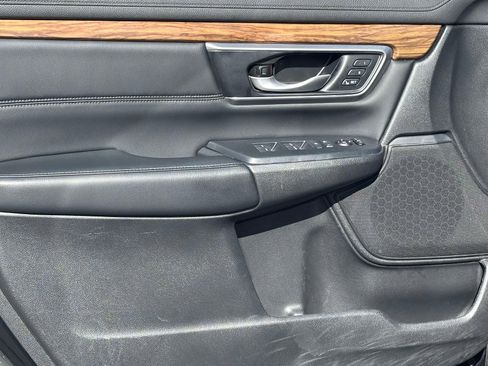 Used 2022 Honda CR-V Touring image 23