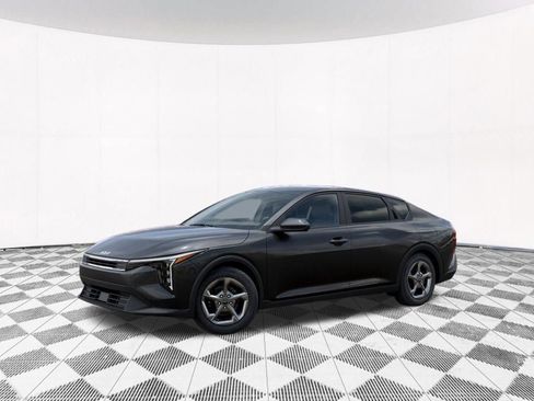 New 2026 Kia K4 FWD image 3