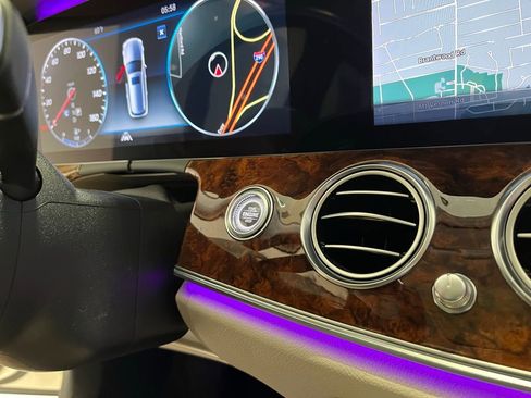 Used 2020 Mercedes-Benz E 450 4MATIC Wagon image 49