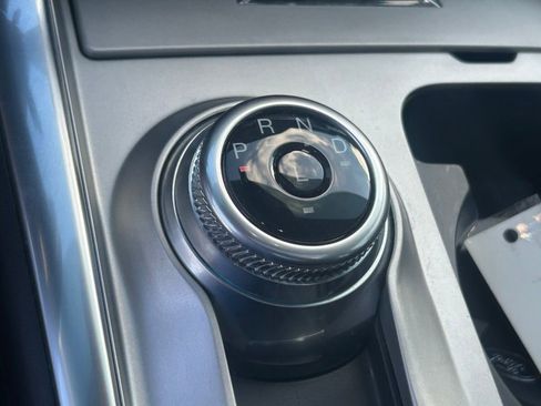 Certified 2022 Ford Explorer XLT w/ Equipment Group 202A image 18