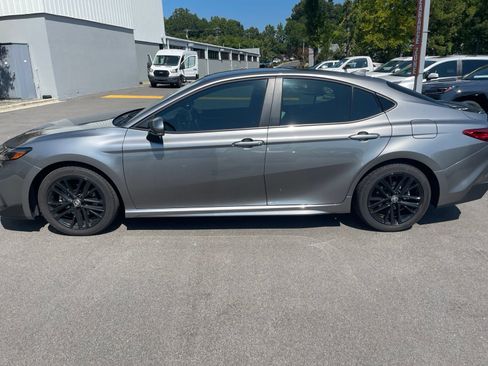 Used 2026 Toyota Camry SE FWD image 20