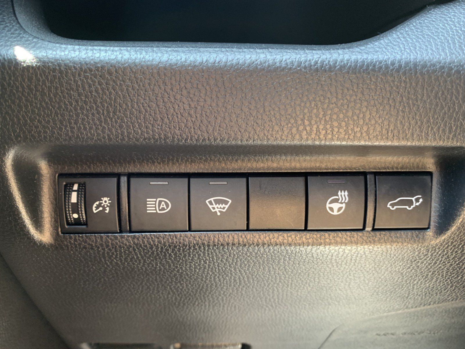 Used 2022 Toyota RAV4 TRD Off-Road w/ TRD Off-Road Weather Package AWD/4WD image 15