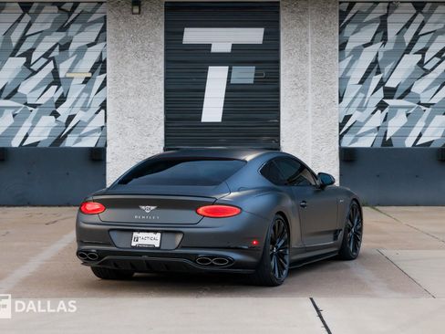 Used 2022 Bentley Continental GT Speed image 17