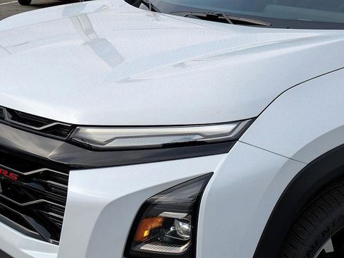 New 2026 Chevrolet Equinox RS w/ Convenience Package III image 9