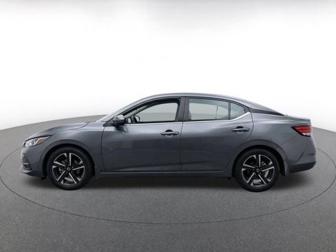Used 2025 Nissan Sentra SV FWD image 5