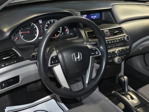 Used 2012 Honda Accord LX image 2