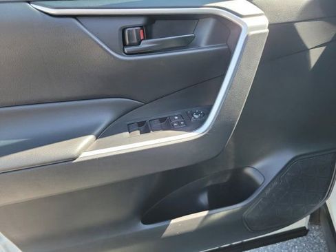 Used 2023 Toyota RAV4 LE image 15