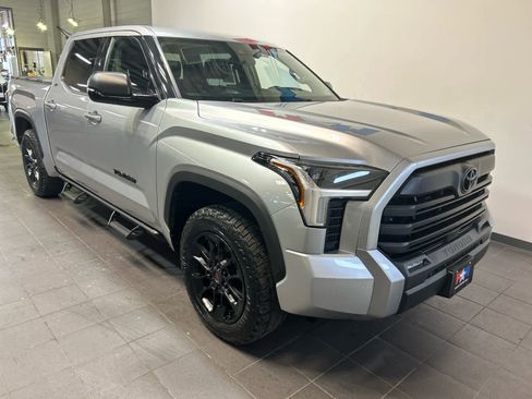 Used 2023 Toyota Tundra SR5 w/ SR5 Premium Package AWD/4WD image 2