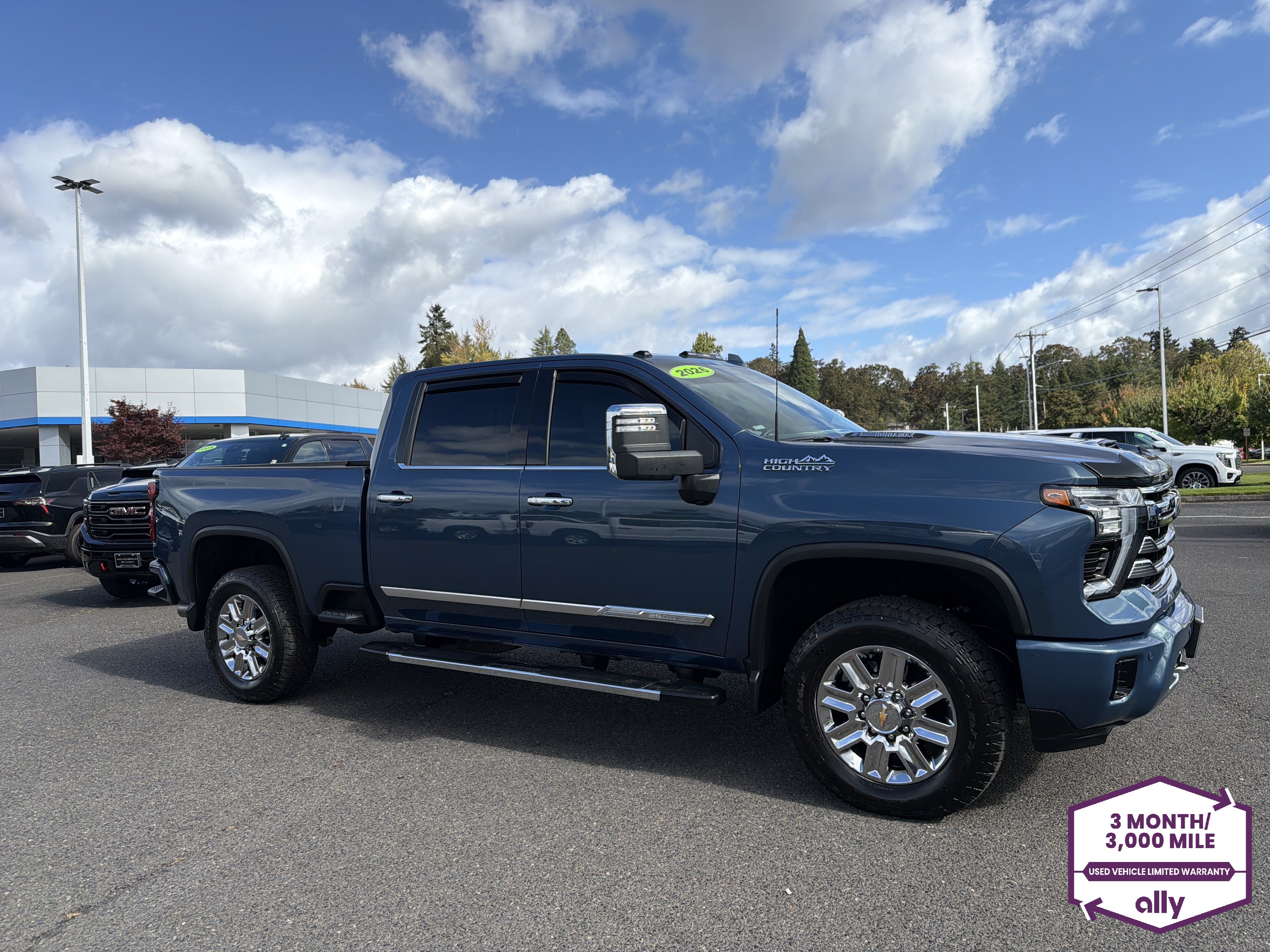Used 2026 Chevrolet Silverado 2500 High Country w/ Technology Package AWD/4WD image 7