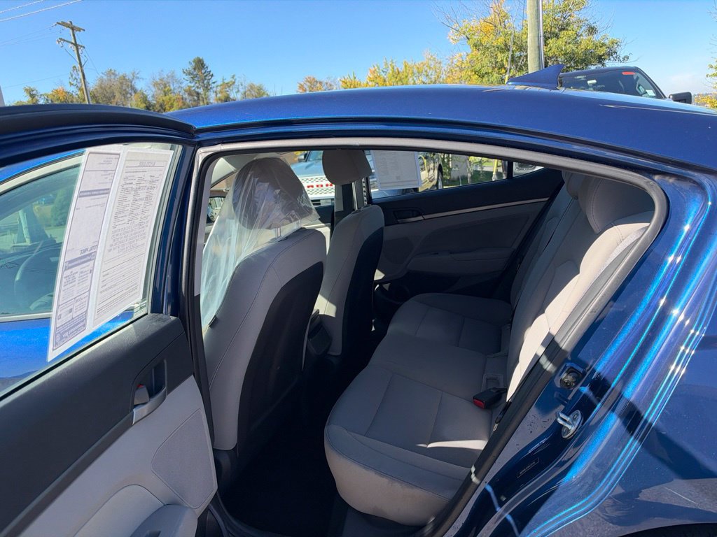 Used 2017 Hyundai Elantra ECO w/ Cargo Package FWD image 15
