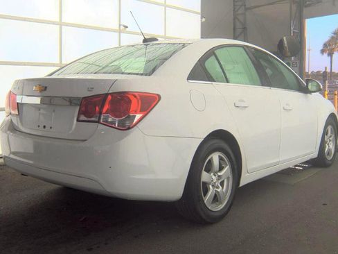 Used 2015 Chevrolet Cruze LT image 4