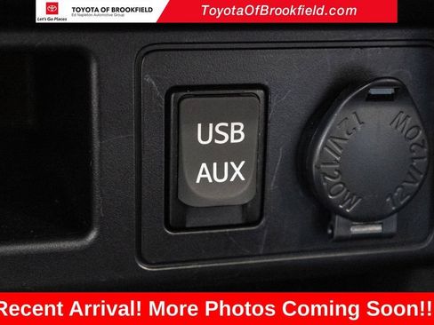 Used 2018 Toyota 4Runner TRD Off-Road Premium AWD/4WD image 26