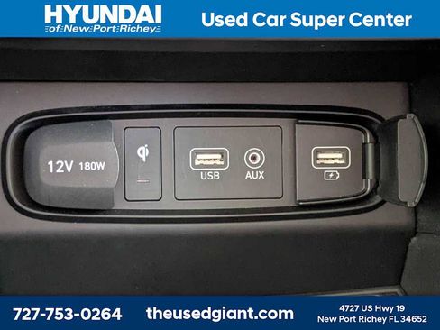 Used 2020 Hyundai Santa Fe Limited image 31