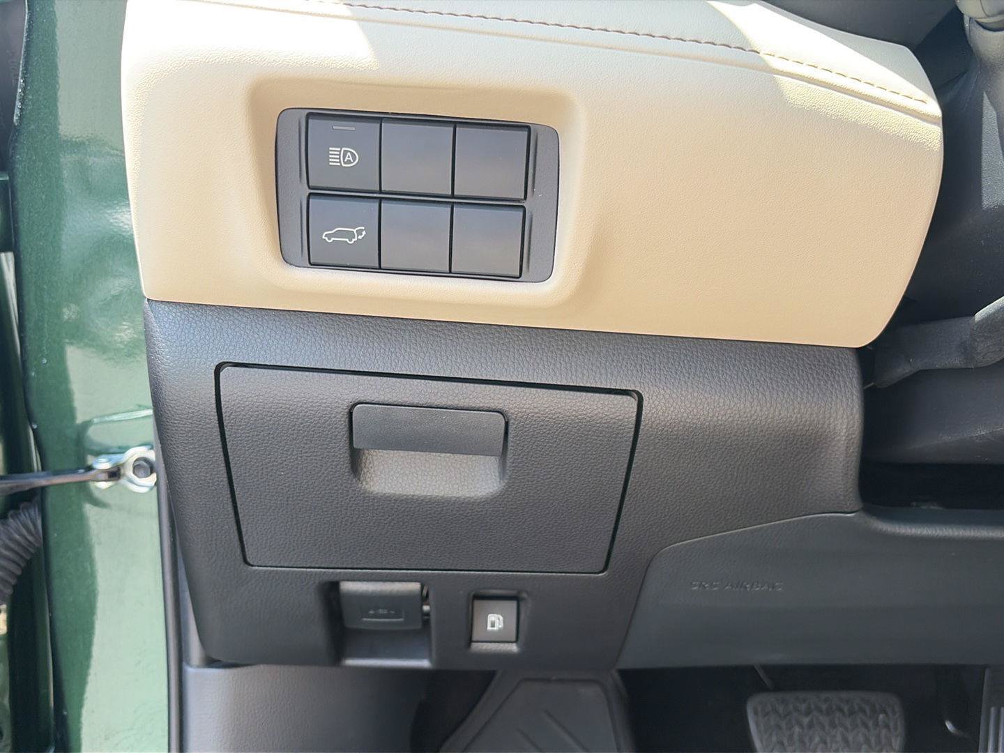Used 2025 Toyota Highlander XLE AWD/4WD image 9