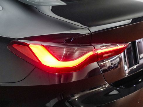 Certified 2025 BMW 430i Coupe w/ Convenience Package RWD image 8