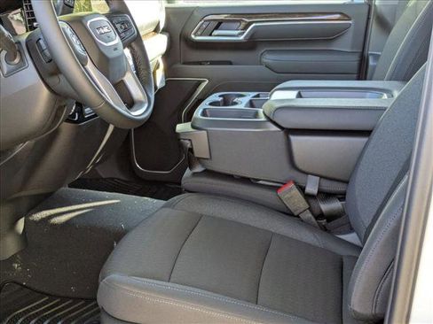 New 2026 GMC Sierra 2500 SLE w/ SLE Value Package; image 15