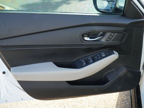 Used 2024 Honda Accord EX-L image 4