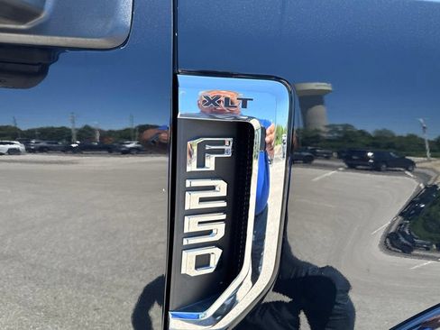 Used 2020 Ford F250 XLT w/ Tremor Off-Road Package AWD/4WD image 14