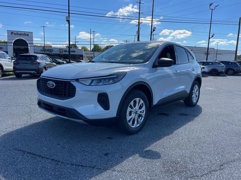 New 2026 Ford Escape Active w/ Cold Weather Package image 2