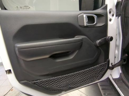 Used 2019 Jeep Wrangler Unlimited Sport AWD/4WD image 12