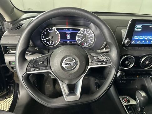 Used 2023 Nissan Sentra SV image 14