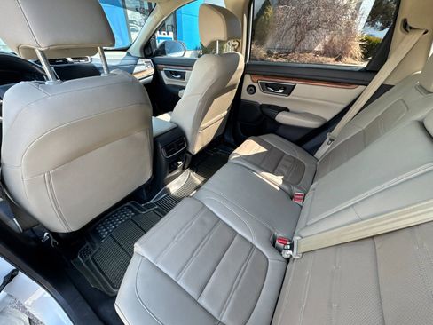 Used 2022 Honda CR-V Touring image 13
