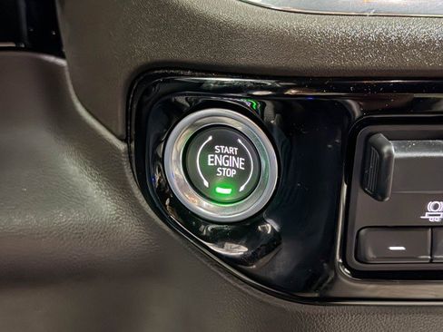 Used 2024 Chevrolet Silverado 3500 LTZ image 31