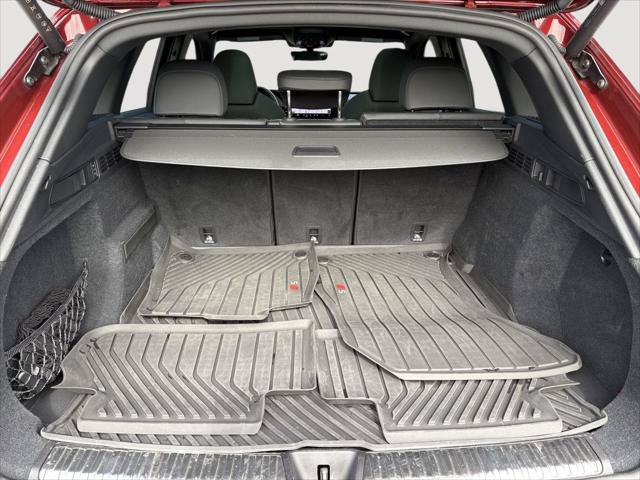 Used 2025 Audi SQ5 Premium Plus AWD/4WD image 24