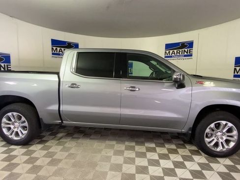 Used 2024 Chevrolet Silverado 1500 LTZ w/ LTZ Convenience Package II AWD/4WD image 3