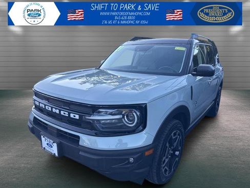 Certified 2021 Ford Bronco Sport Outer Banks w/ Outer Banks Package (96D) image 1