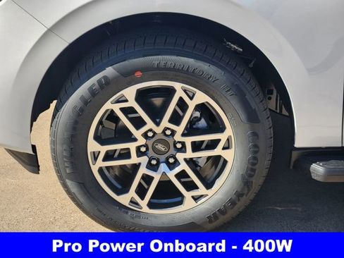 New 2026 Ford Expedition Active image 10