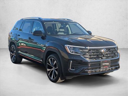 New 2026 Volkswagen Atlas SEL Premium R-Line image 5