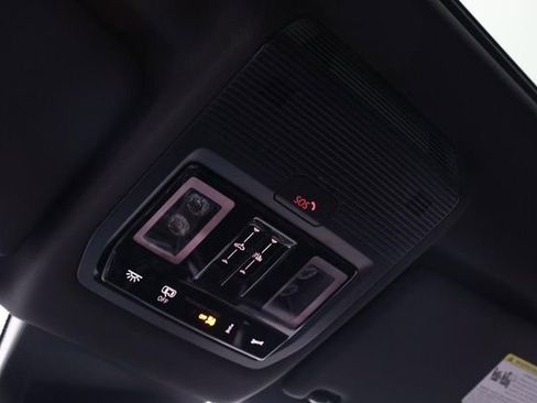 New 2026 Volkswagen Atlas Cross Sport SE image 18