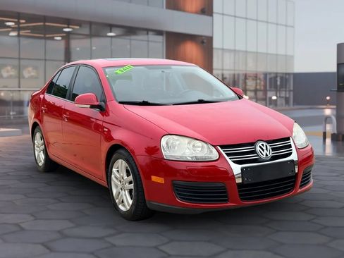 Used 2010 Volkswagen Jetta Wolfsburg Edition FWD image 3