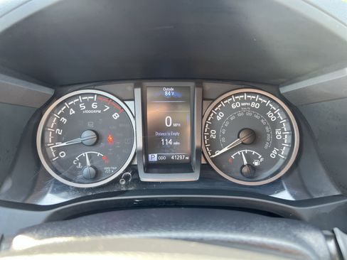 Used 2023 Toyota Tacoma TRD Sport w/ Advanced Technology Package AWD/4WD image 17