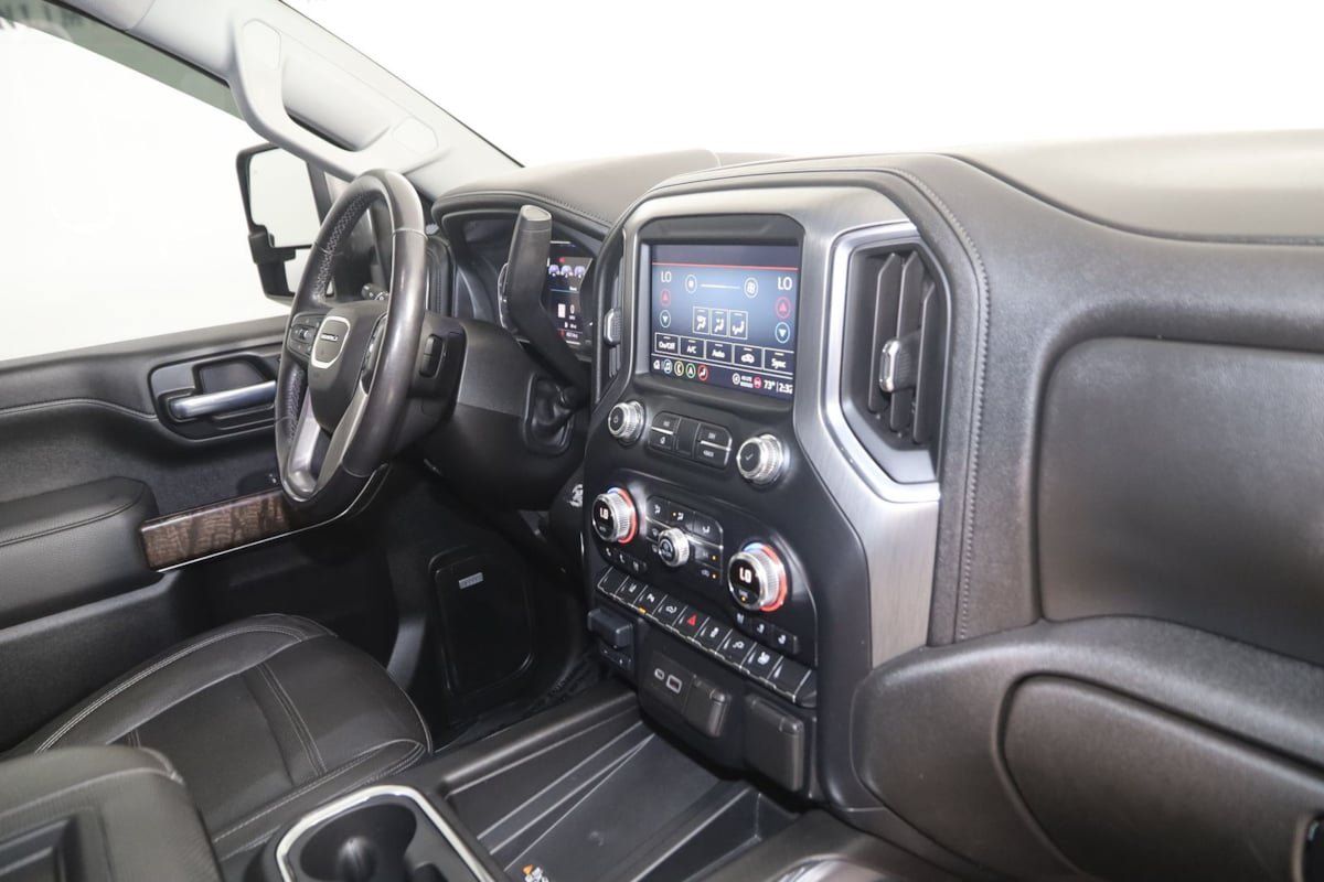 Used 2021 GMC Sierra 3500 Denali w/ Denali Ultimate Package AWD/4WD image 46