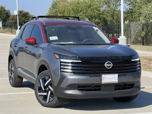 New 2026 Nissan Kicks SV w/ SV Premium Package image 2