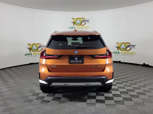 Certified 2025 BMW X1 xDrive28i w/ Technology Package image 6