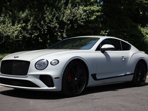 Used 2020 Bentley Continental GT image 4