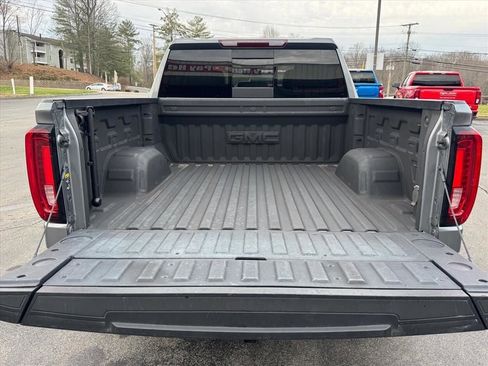 Used 2021 GMC Sierra 1500 SLT image 15