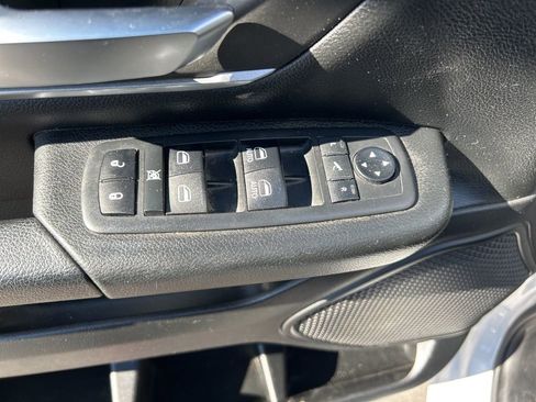 Used 2019 RAM 1500 Big Horn image 13