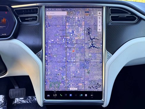 Used 2018 Tesla Model X 100D AWD/4WD image 16