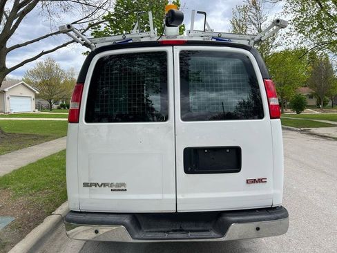 Used 2016 GMC Savana 2500 RWD image 4