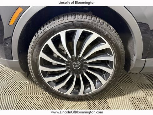 Certified 2022 Lincoln Nautilus Black Label AWD/4WD image 13